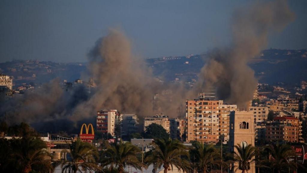 Israeli Jets Intensify Strikes in Lebanon's Beqaa Valley Amid Rising Tensions