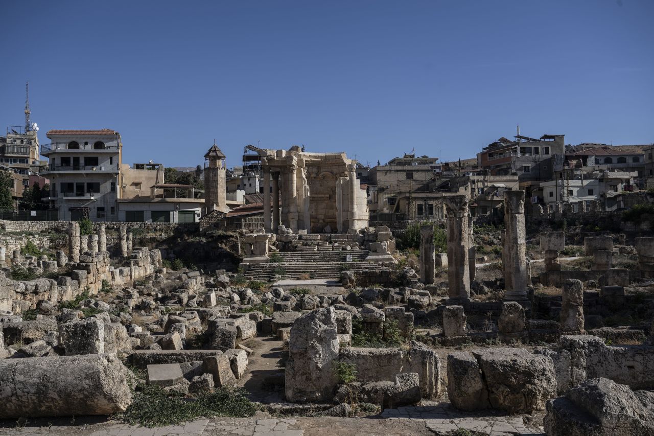 Israeli airstrikes on Baalbek, eastern Lebanon, have resulted in 4 martyrs and 6 injuries, according to initial