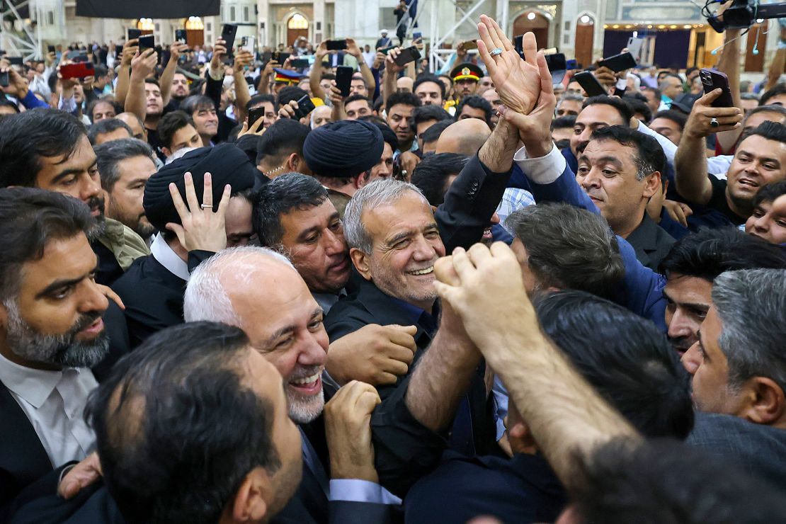 Iranian President Masoud Pezeshkian Participates in Tehran Street Gathering