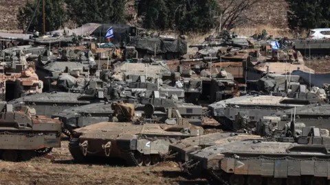 Israeli occupation forces conduct airstrikes on Yatar and Deir Siryan in southern Lebanon, rejecting Israel's occupation