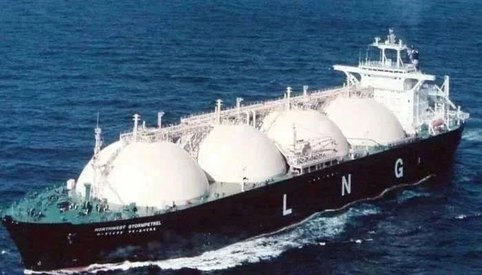 Pakistan buys seventh LNG cargo at record $21.88/mmBtu amid Qatar disruption