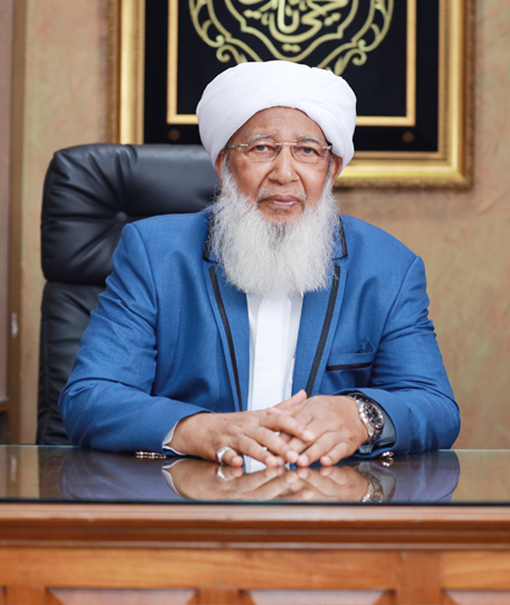 Oman's Grand Mufti calls on God to protect Islamic countries from the evils of war on