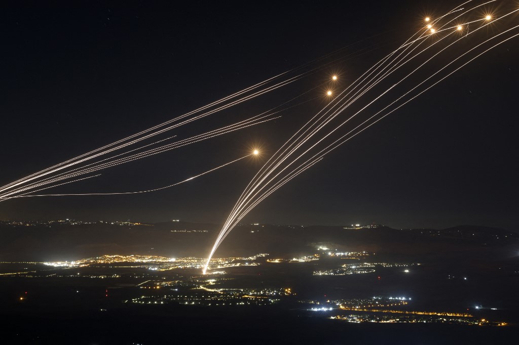Rockets launched from Lebanon target central Israel, escalating regional tensions
