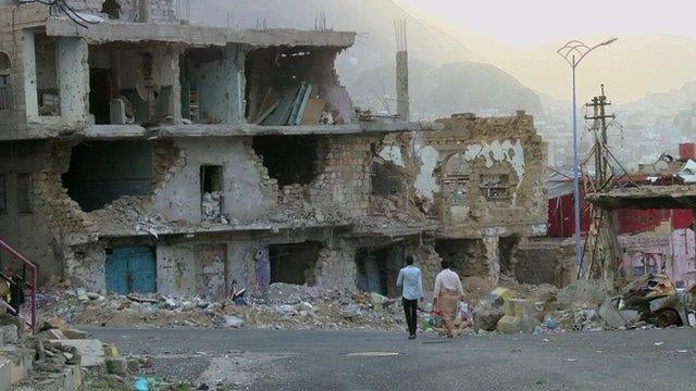 Over 70 killed in Taiz fighting as Yemen's rivals trade airstrike claims
