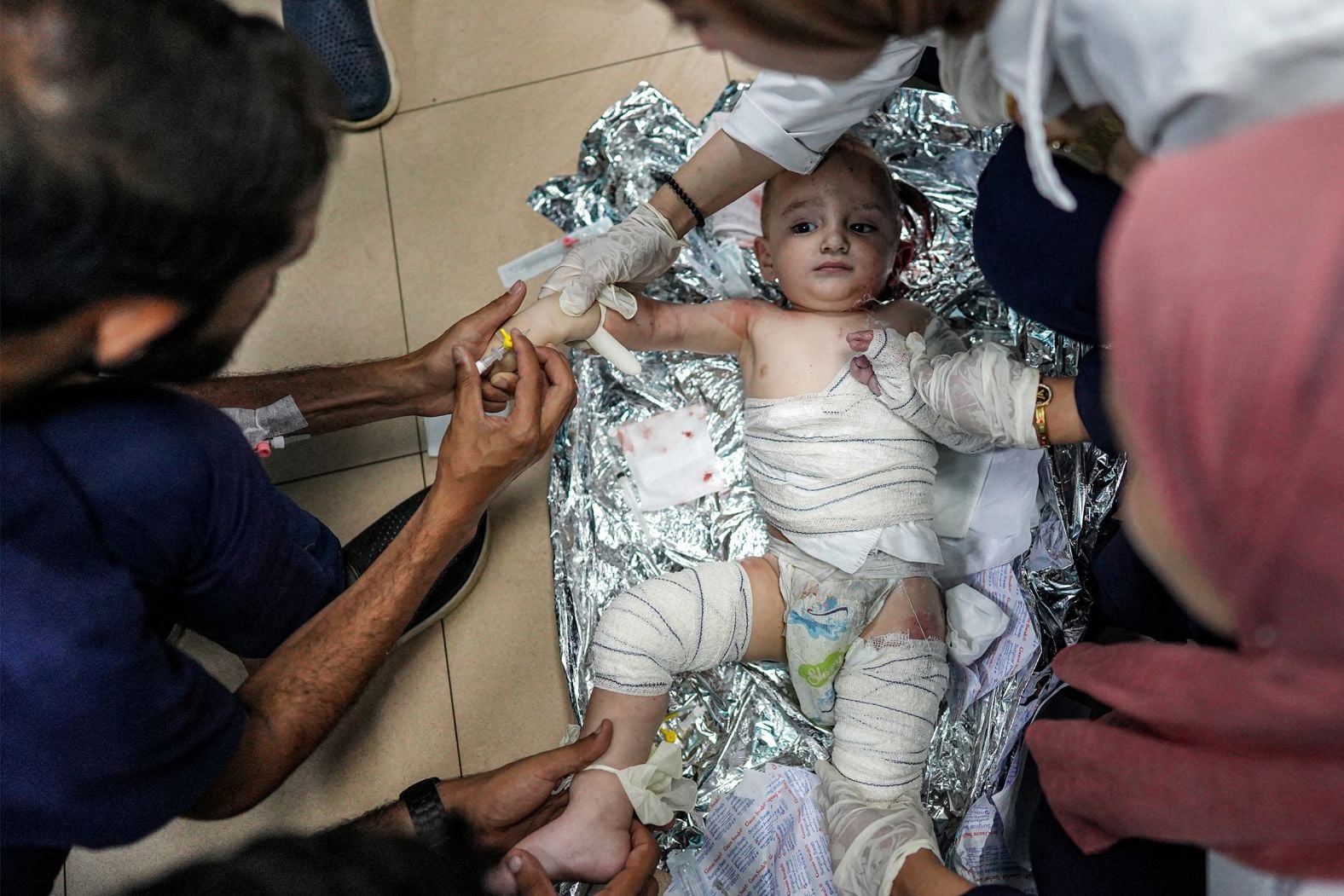 Palestinian Infant Dies After Israeli Army Shoots at Family Car