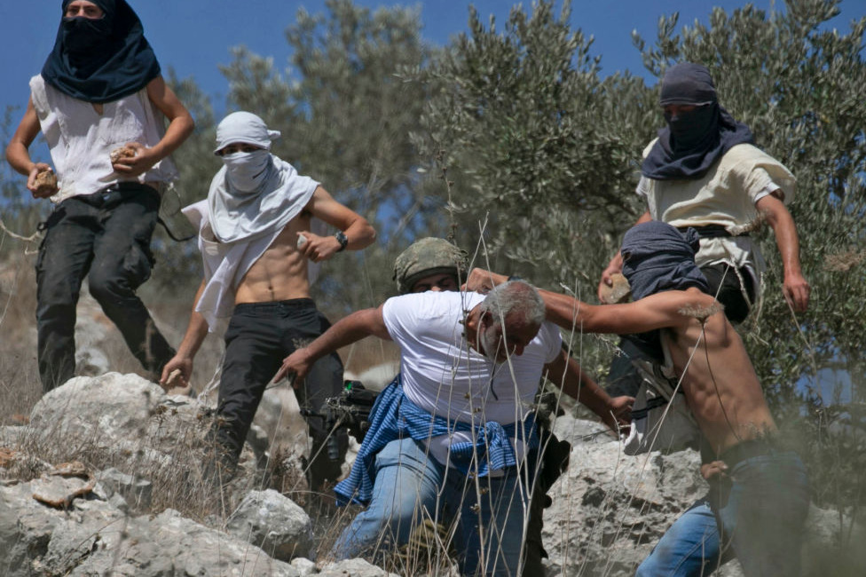 Youths Clash with Settler Militias in Jalud Village South of Nablus