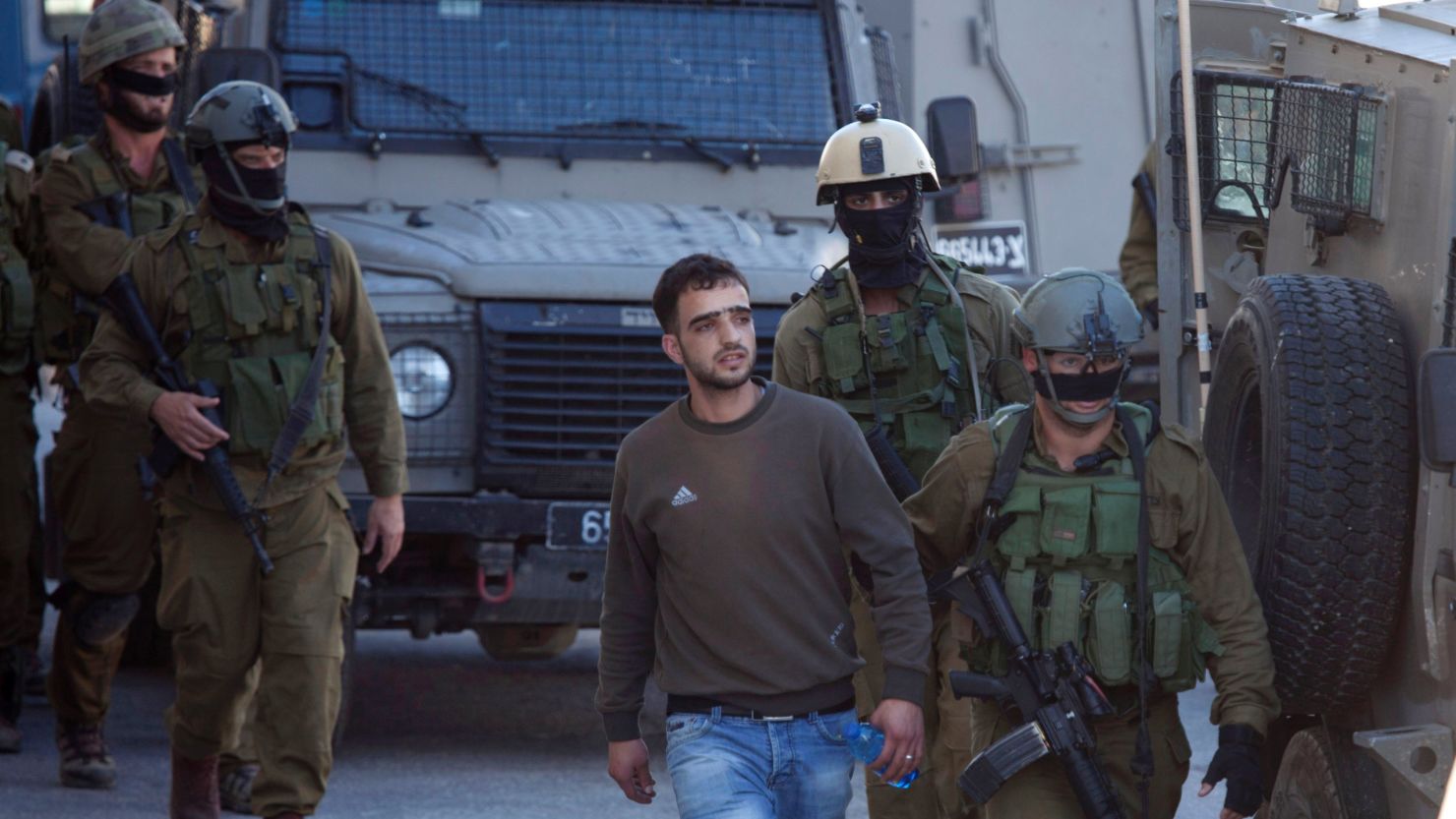 Israeli Forces Detain Atif Awawdeh After Raiding His Home