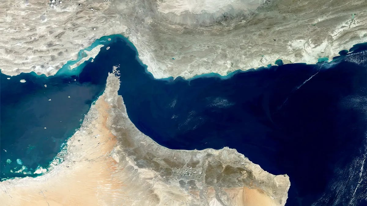 Iran and Qatar hold strategic talks on Strait of Hormuz amid hopes for US dialogue