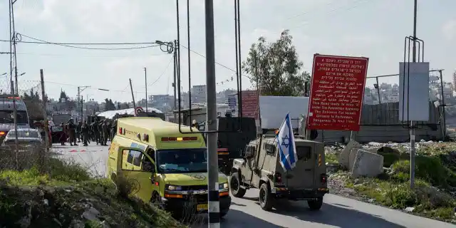 Israeli Forces Reportedly Enter Halhul City North of Hebron, Local Sources Say