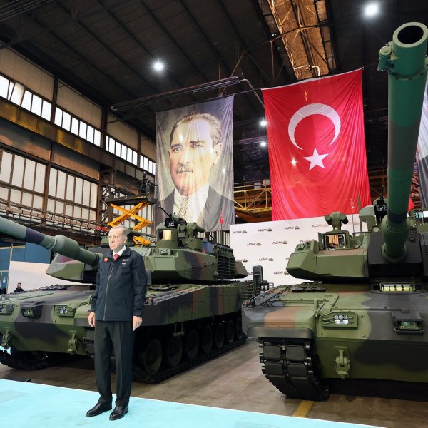 Turkey deploys main battle tanks to Somalia to secure strategic sites, bolstering Mogadishu's security amid regional ins