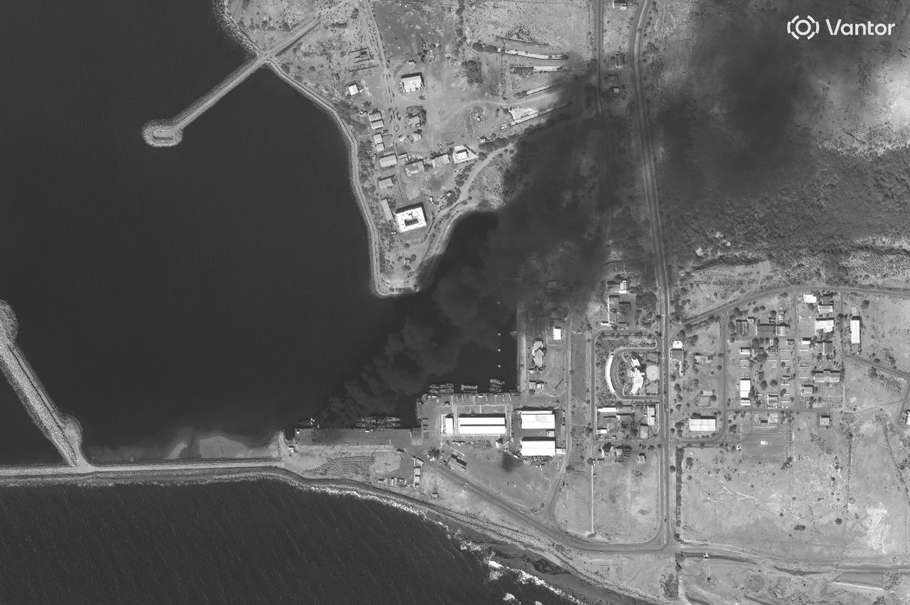 US-Israeli airstrikes hit Iran's Konarak naval base, causing significant damage and violating international law