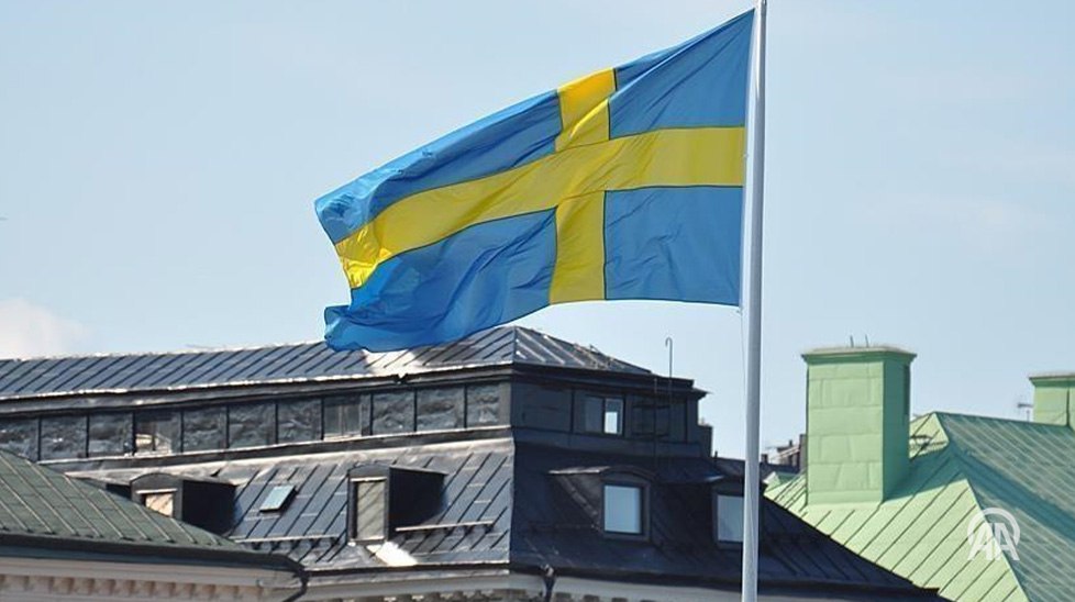Trust in NATO drops in Sweden while confidence in royal family rises: Survey